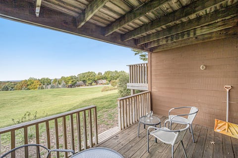 Lakeview 🌅 Fireplace, Walk to Summit GC & Pools ⛳️