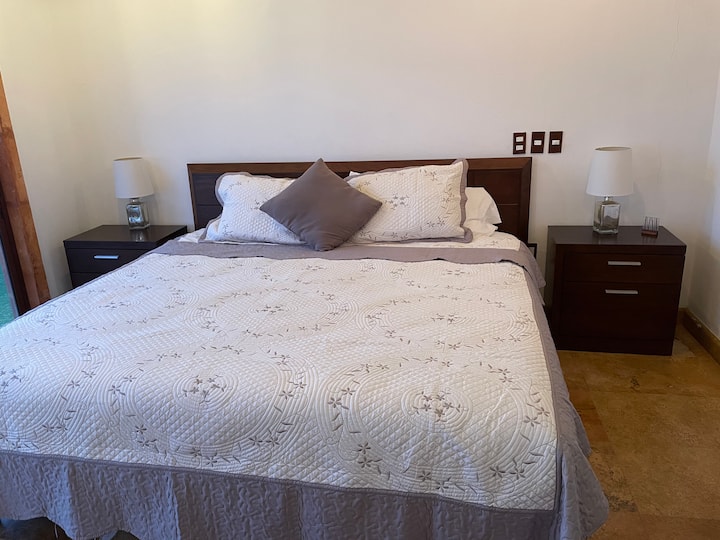 საძინებელი 1