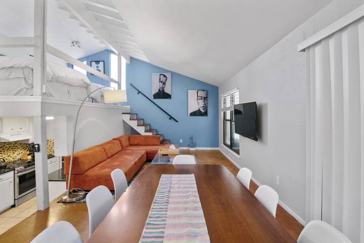 Cozy home one mile from Zilker Park – Side B