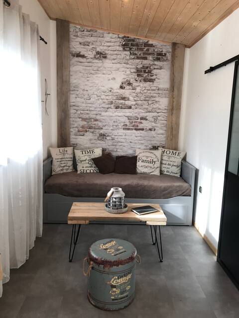 Propriété Airbnb réussie: 𝐴𝑐𝑐𝑢𝑔𝑙𝑖𝑒𝑛𝑡𝑒 à Lecci