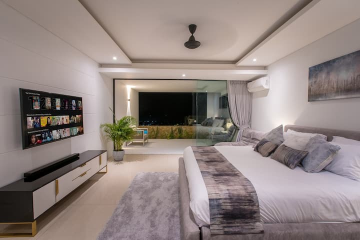 2nd bedroom with outdoor terrace