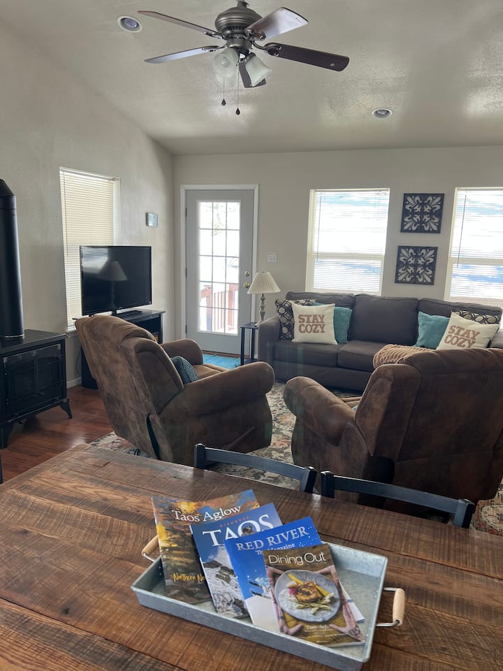 Cozy Cabin - Aspen Peak, Red River, New Mexico - Taos Ski Valley, NM