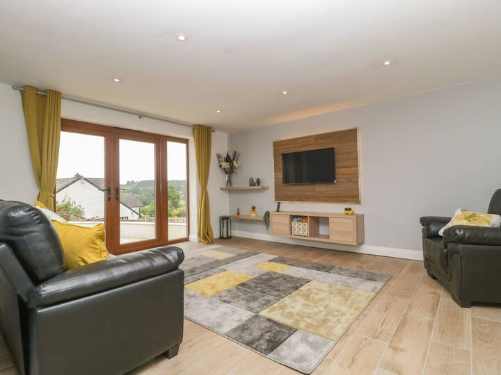 Bumble Bee Holiday Retreat,purpose Built - Axminster
