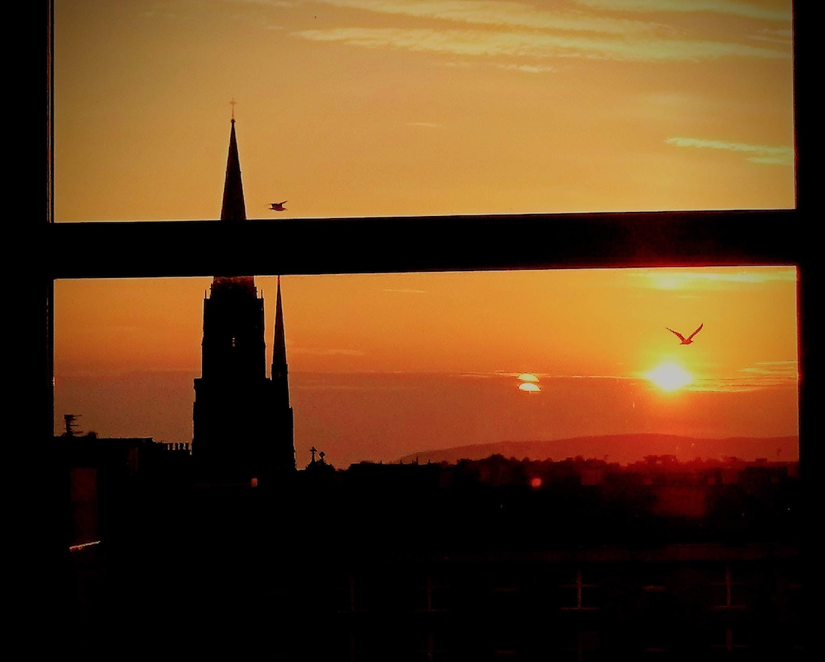 Bright 1 Double Bedroom in Glasgow West End Apartments for Rent in