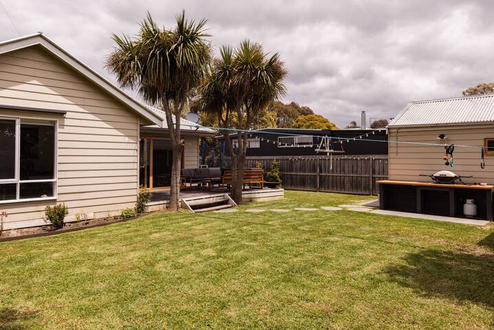 5 bedroom family home in Barwon Heads gallery image 5