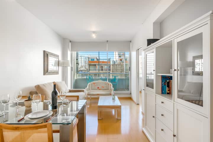 Квартира-однокомнатная с 1 спальней и бассейном в Colegiales