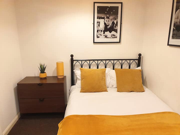 غرفة النوم 1