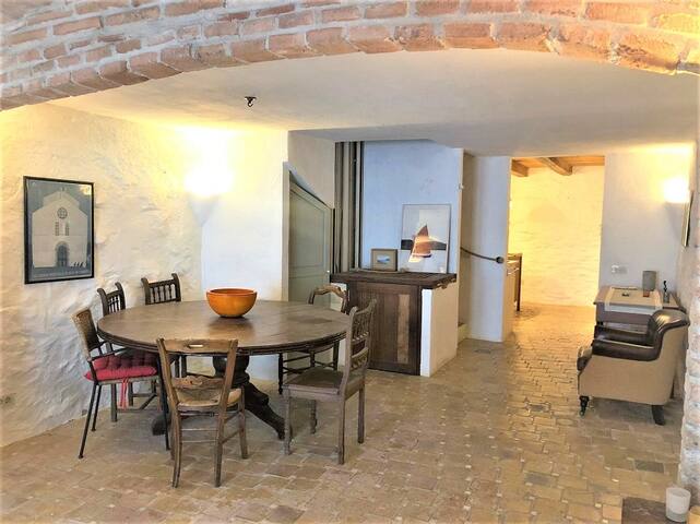 339-Casa rústica en el corazón de Cadaqués. gallery image 5