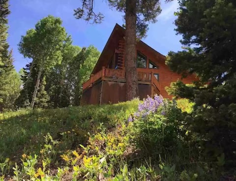 Cozy Mountain Getaway