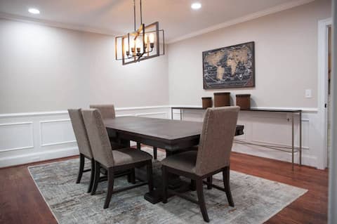 Entire House with Parking | Ideal for Long Stays!