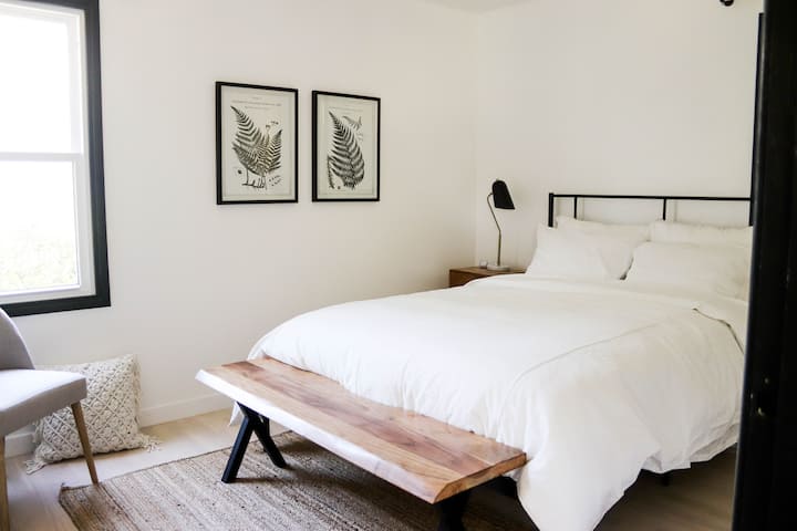 غرفة النوم 2