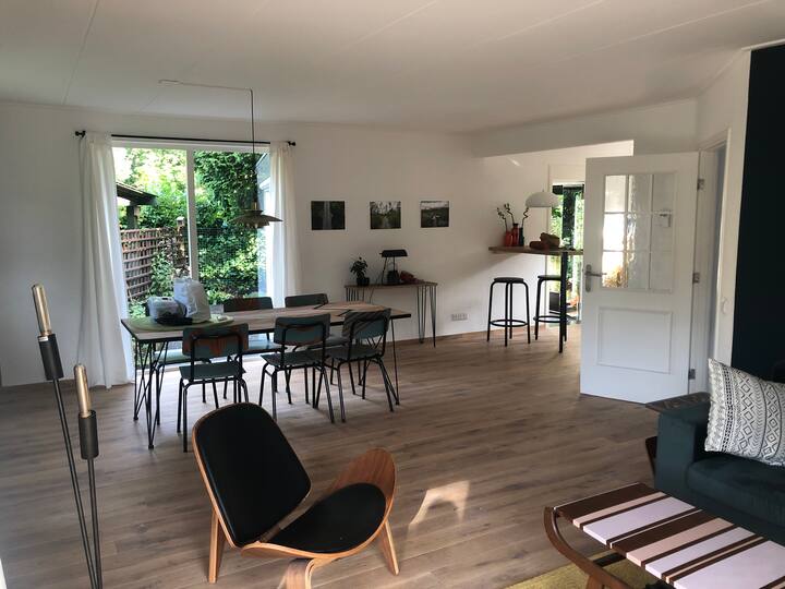 Ferienhaus ∙ 2 Schlafzimmer ∙ 6 Gäste - Winterswijk