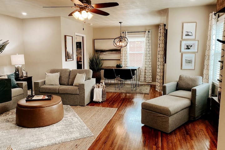 Midtown Cottage- Self Check-In & Centrally Located