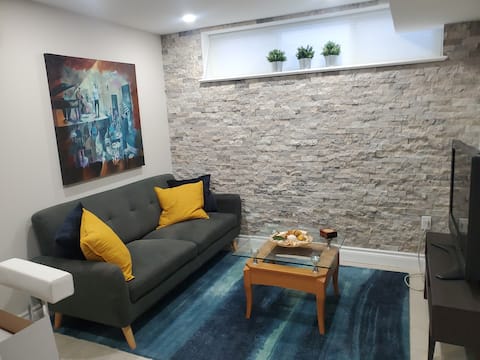 Popular Airbnb listing: Cozy One Bedroom in Toronto - Walk to Subway in York Centre
