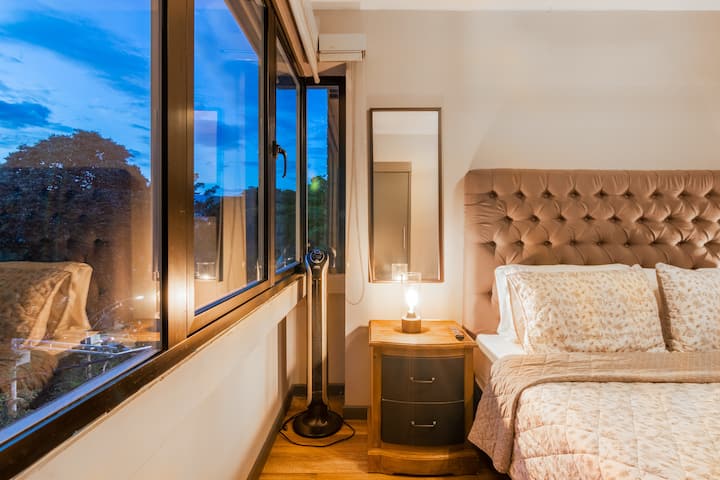 [ห้องนอน #4] สมาร์ททีวีตู้เสื้อผ้าขนาดใหญ่