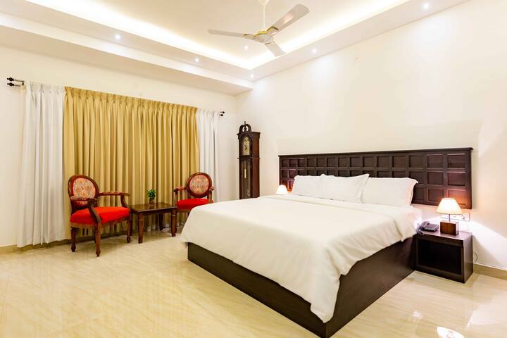 Bedroom 3 image 1