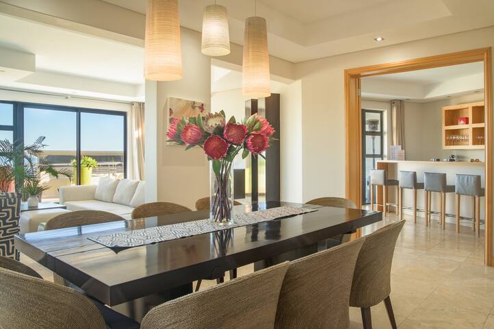 Elegant Villa Grace – Perfect Seaside Holiday Spot gallery image 5