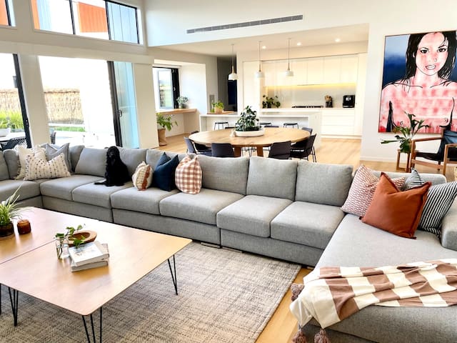 STUNNING 13th BEACH HOUSE