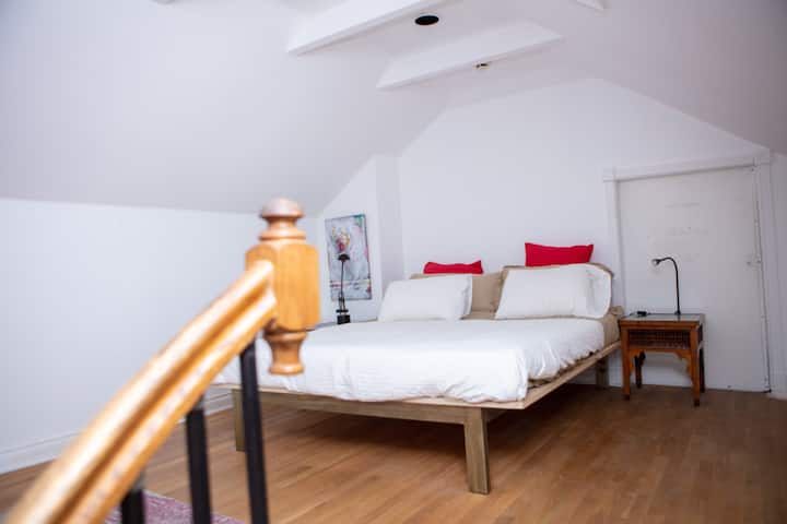 Silid - tulugan 3. 
Pataas na Silid - tulugan.