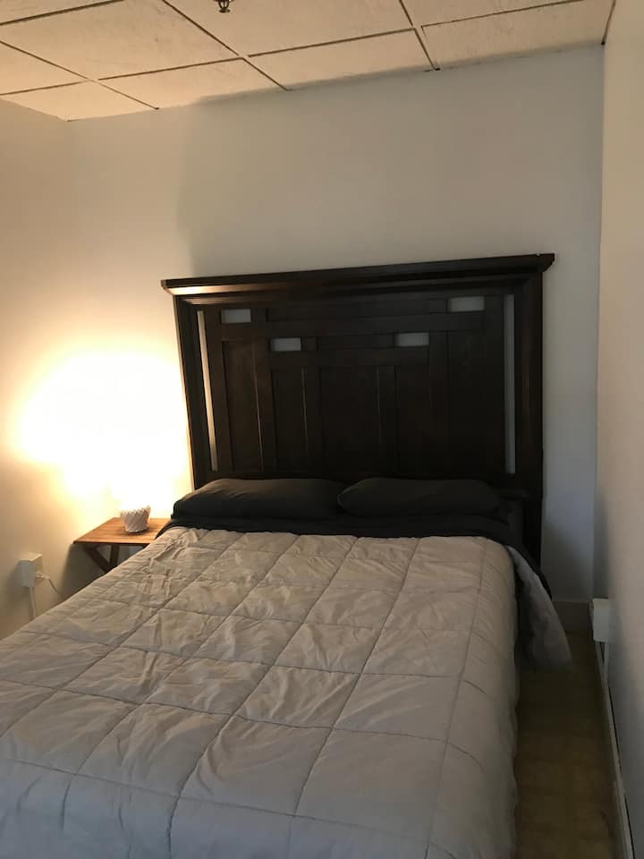 Rock of Ages Granite Quarry Holiday Rentals & Homes Barre, VT Airbnb