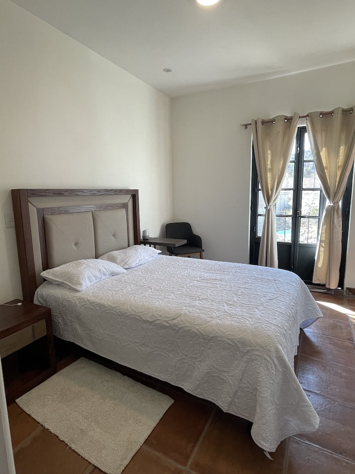 غرفة النوم 2