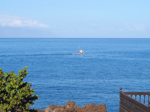 Top performing Airbnb: Duplex of the Sea-Playa San Juan Tenerife in Guía De Isora