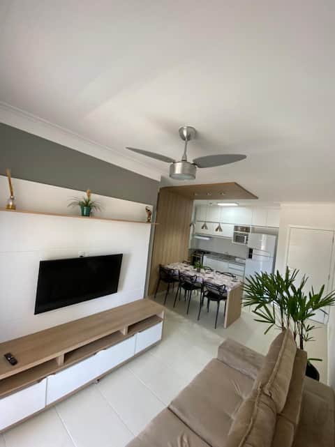 Top Airbnb: Apartment 500 meters from Indaiá Beach, pay 6 x without interest em Bertioga