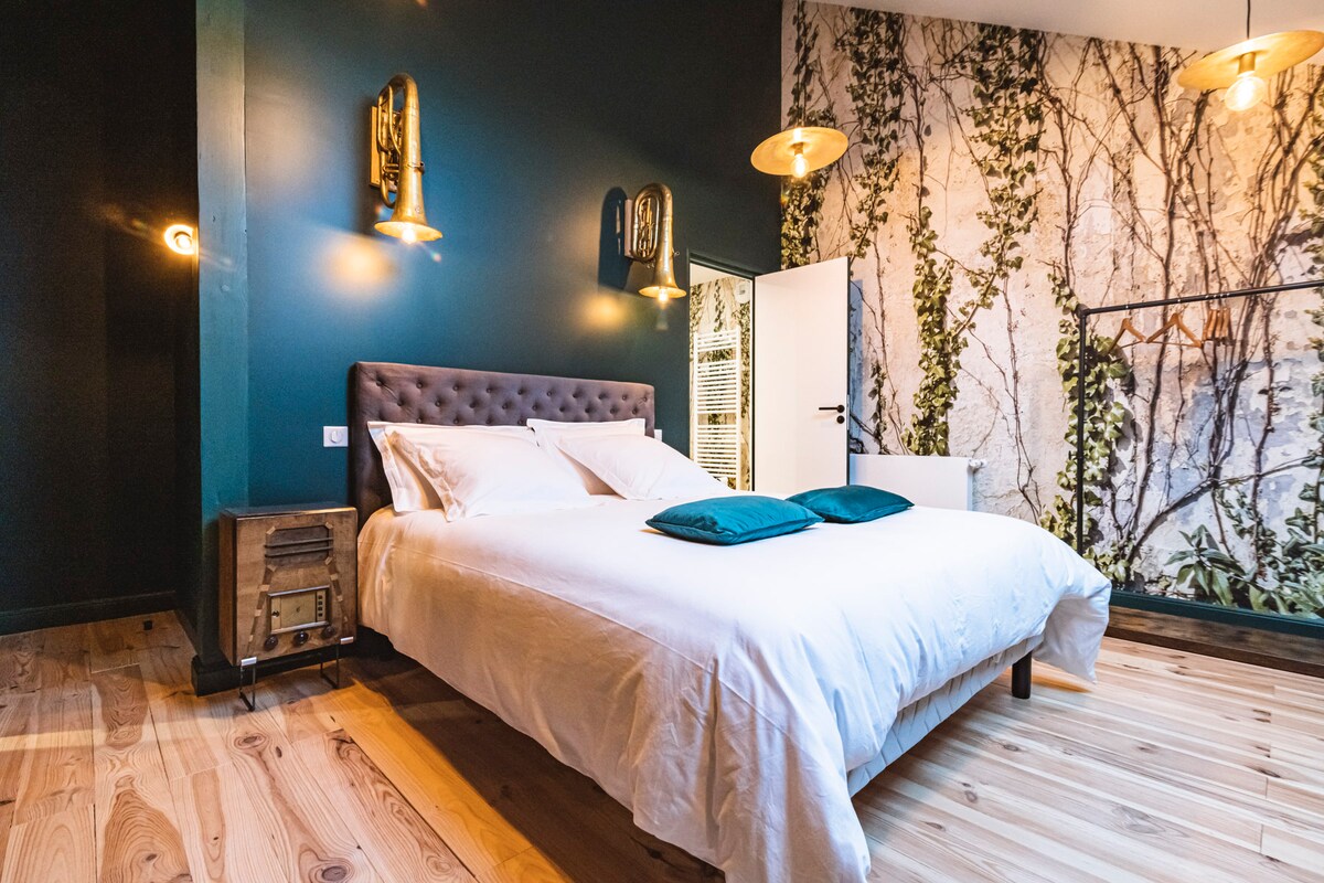 Zelená kabaretná izba