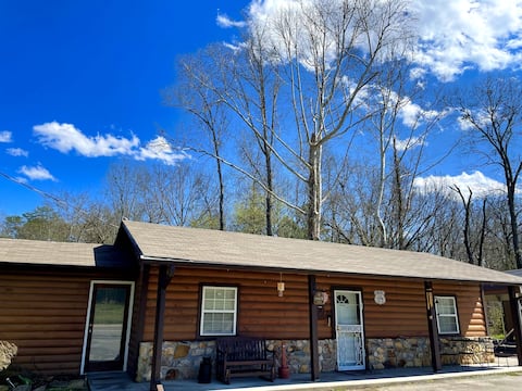 NEW-The Dragon Cabin-On the Tail-Smoky Mountains