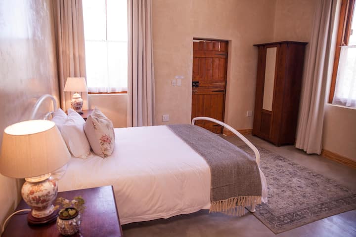 Paradijs homestead in Nieu-Bethesda - segundo dormitorio en suite