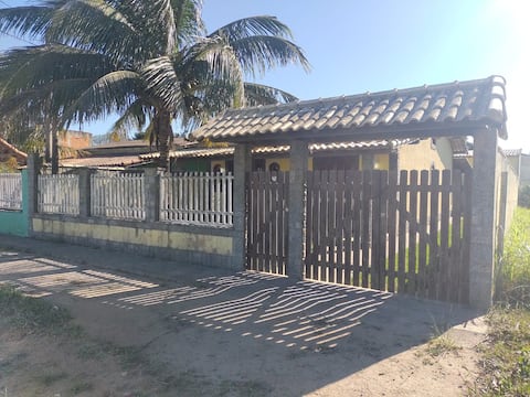 Pool house, barbecue area, next to the Lagoon