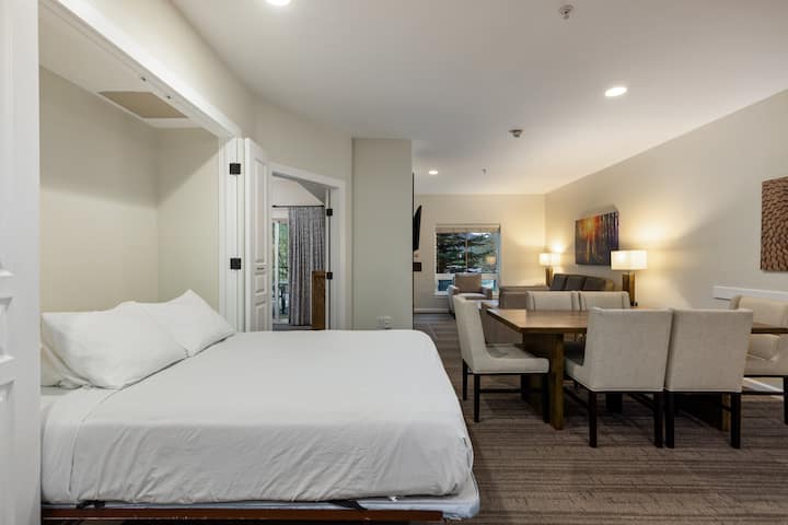 მისაღები ოთახი