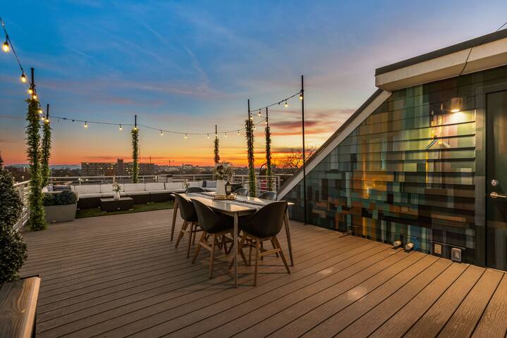 Two luxury homes~ Walkable to The Gulch & Downtown gallery image 5