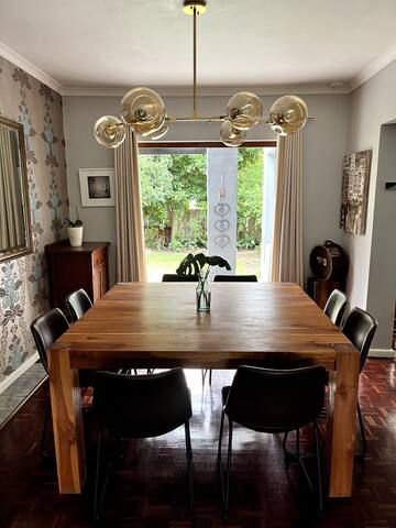 Garden Corner – beautiful home close to amenities gallery image 4