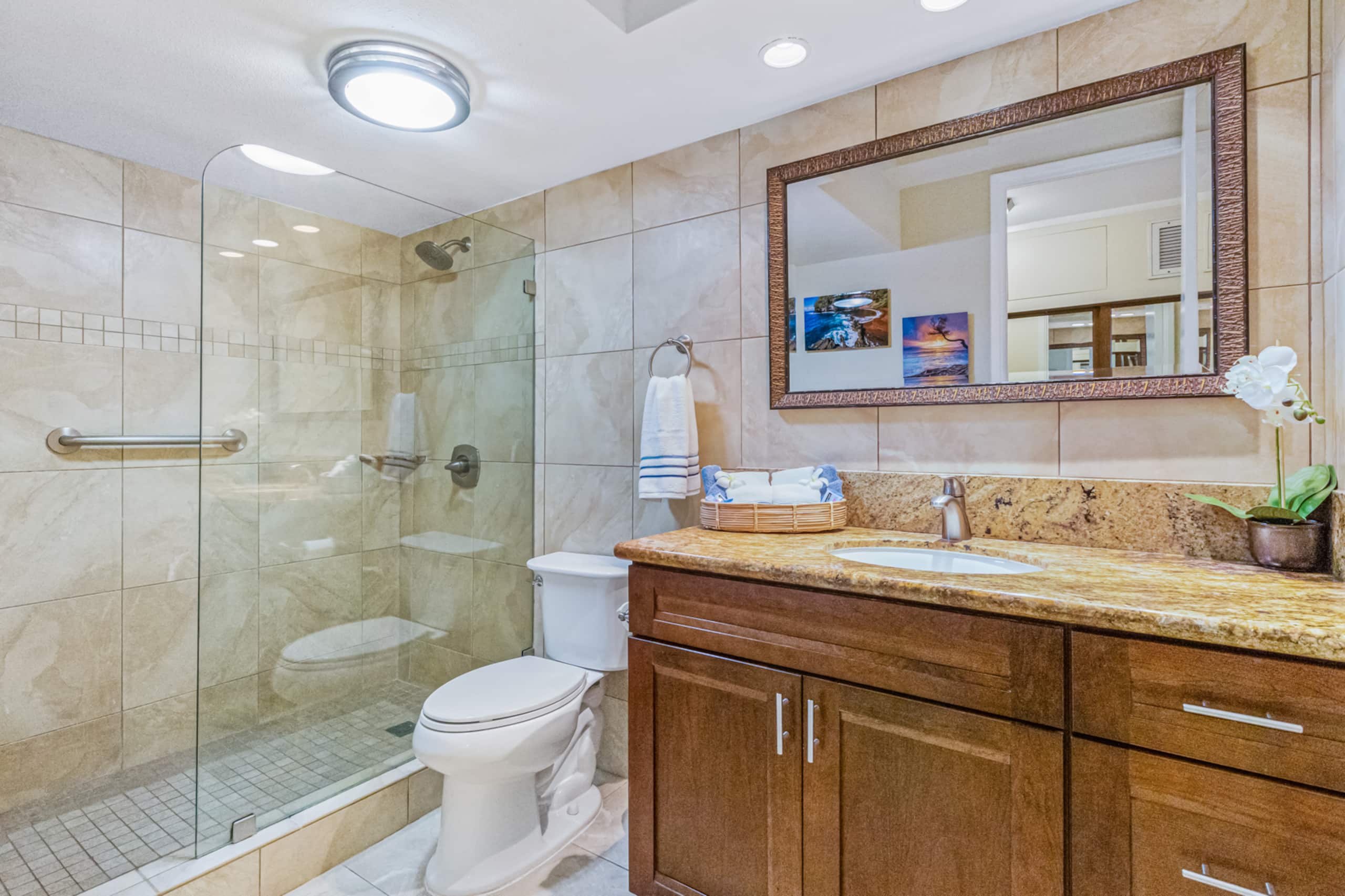 Condo in Lahaina · ★4.97 · 1 bedroom · 1 bed · 1 bath - Image 6