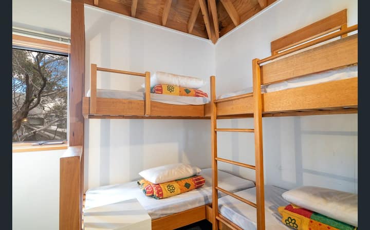 Спалня на горния етаж