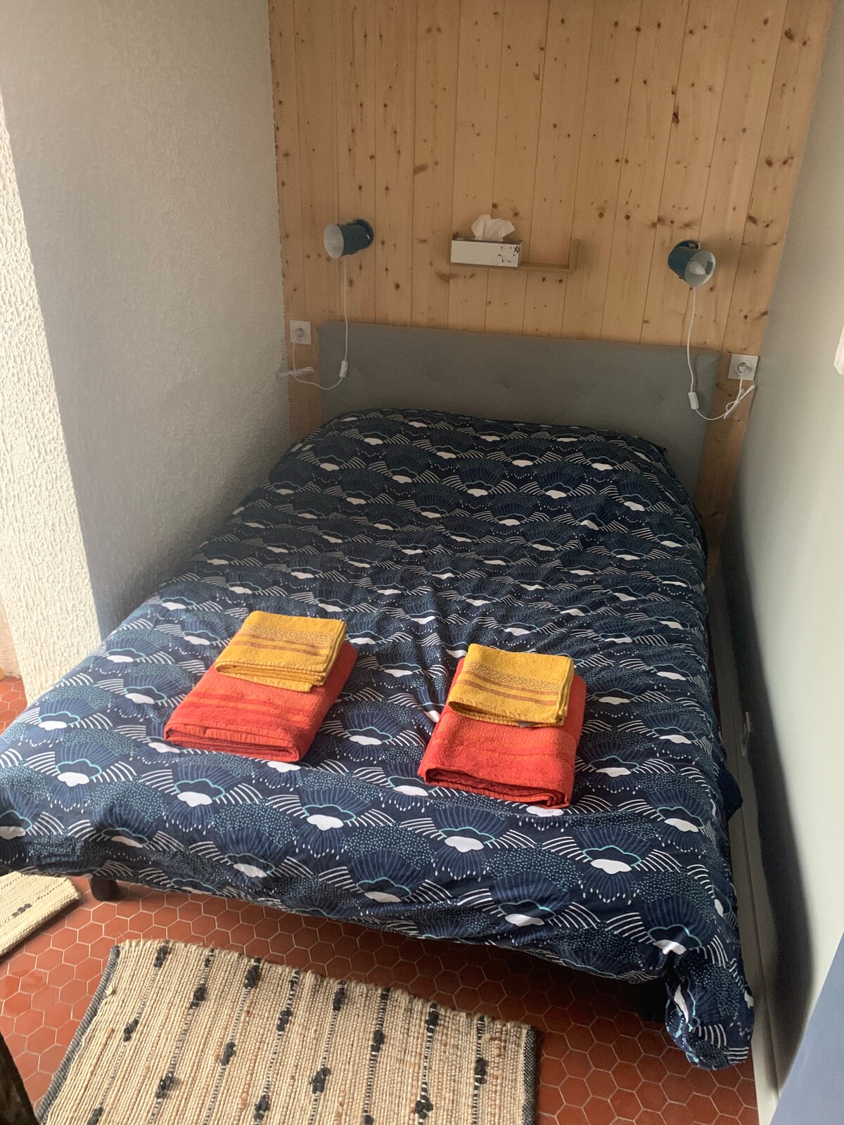 Slaapkamer 5, tweepersoonsbed 140x190, optionele handdoeken