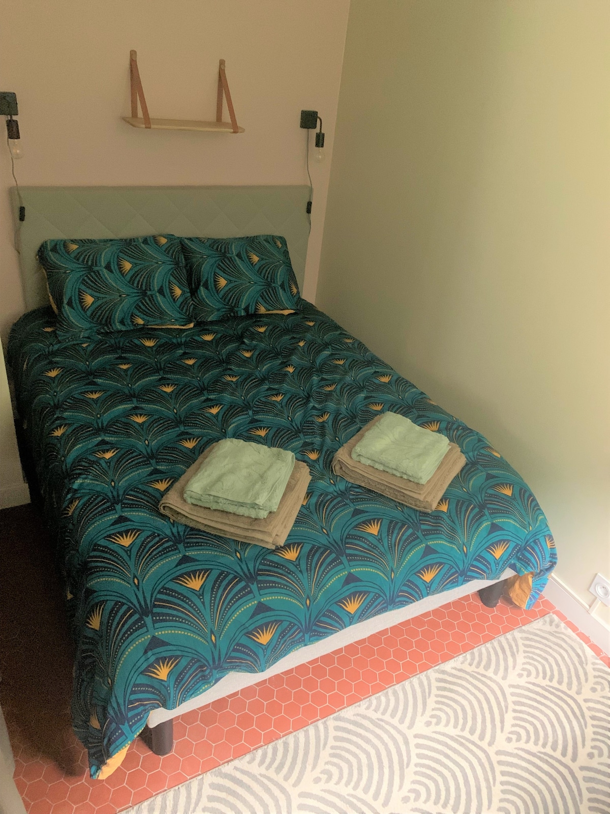 Slaapkamer 4, tweepersoonsbed 140x190, handdoeken optioneel