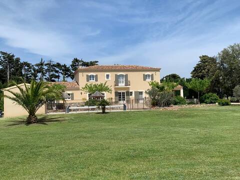 THE BUTTERFLY HOUSE CHARMING VILLA ALPILLES