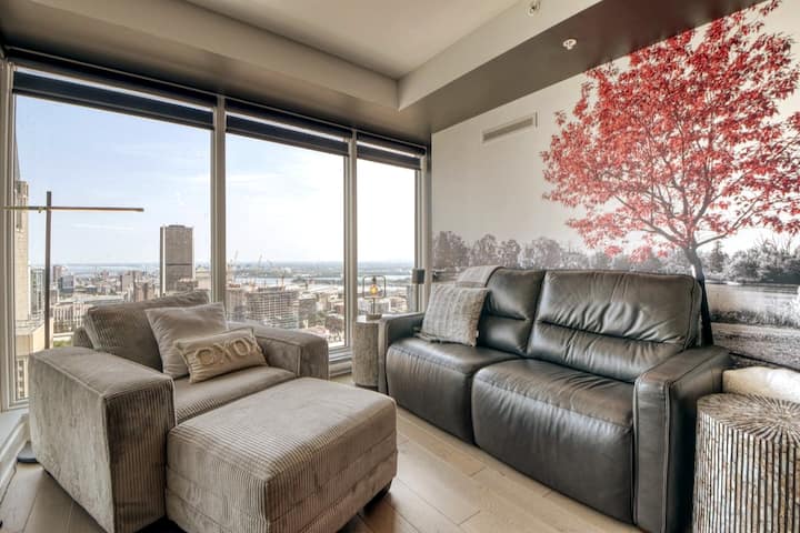 منطقة معيشة جميلة ومريحة... تعانق ، واستمتع بالمناظر الخلابة ، وستحبها. الستائر الكهربائية (لا تخبرها ، فاجأها).