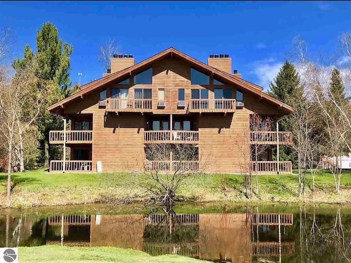 Mancelona Vacation Rentals & Homes Michigan, United States Airbnb