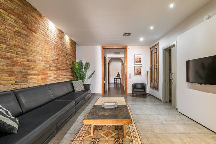 Increíble piso para 10 con 2 terrazas privadas gallery image 5