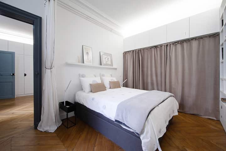 Ukubwa wa mfalme wa Lit (160x200).