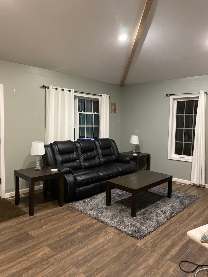 Cozy And Comfy -  2 Bedroom, 2 Full Baths. - Wheeling, WV