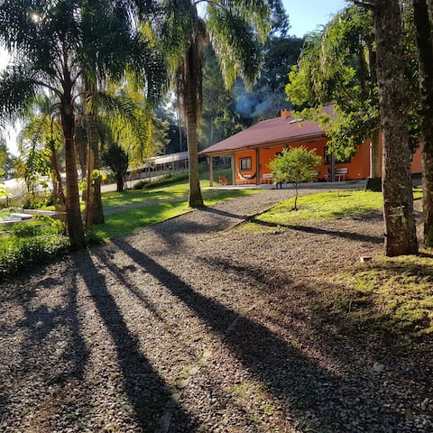 Cabin | Firepit | Lake | Pets | 50 min from Curitiba
