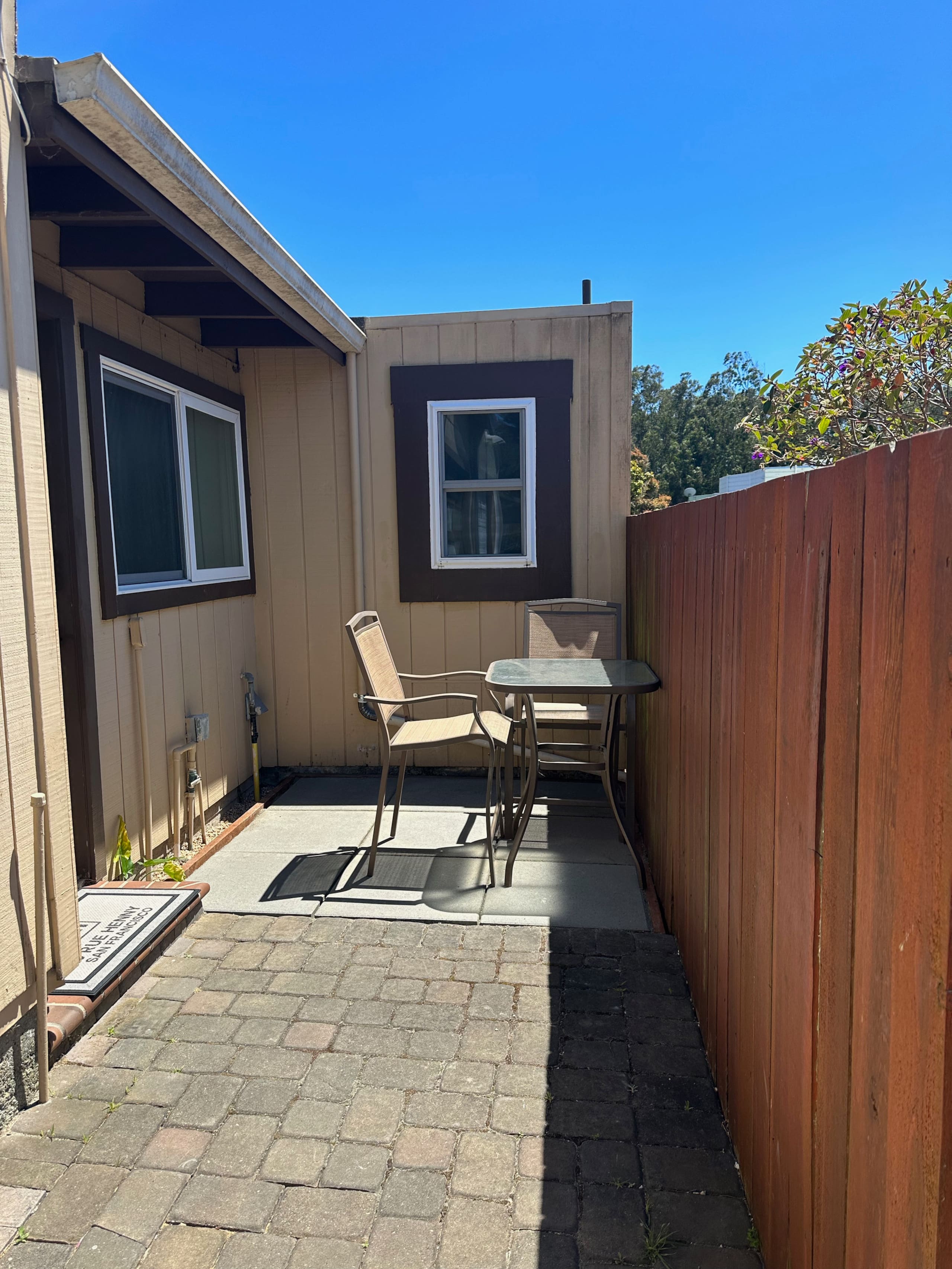 Guesthouse in San Francisco · ★4.88 · Studio · 2 beds · 1 bath - Image 7