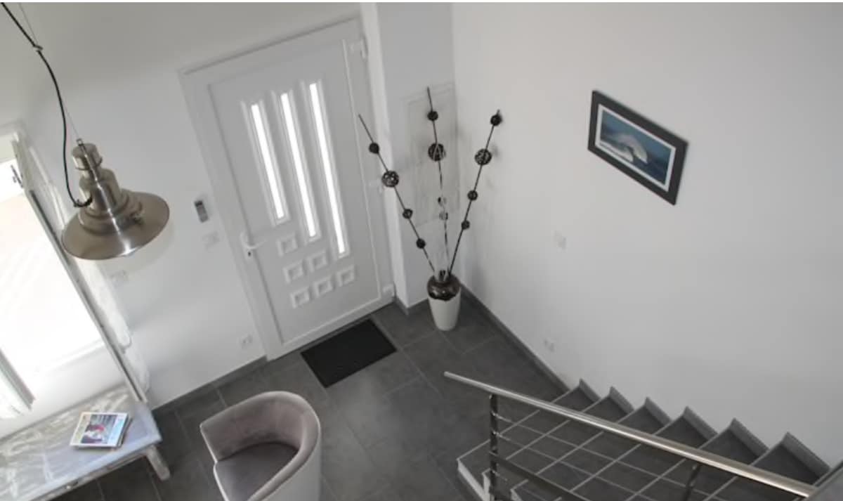 Successful Airbnb property: Renovated fisherman's house 50 m from the sea in Le Barcarès