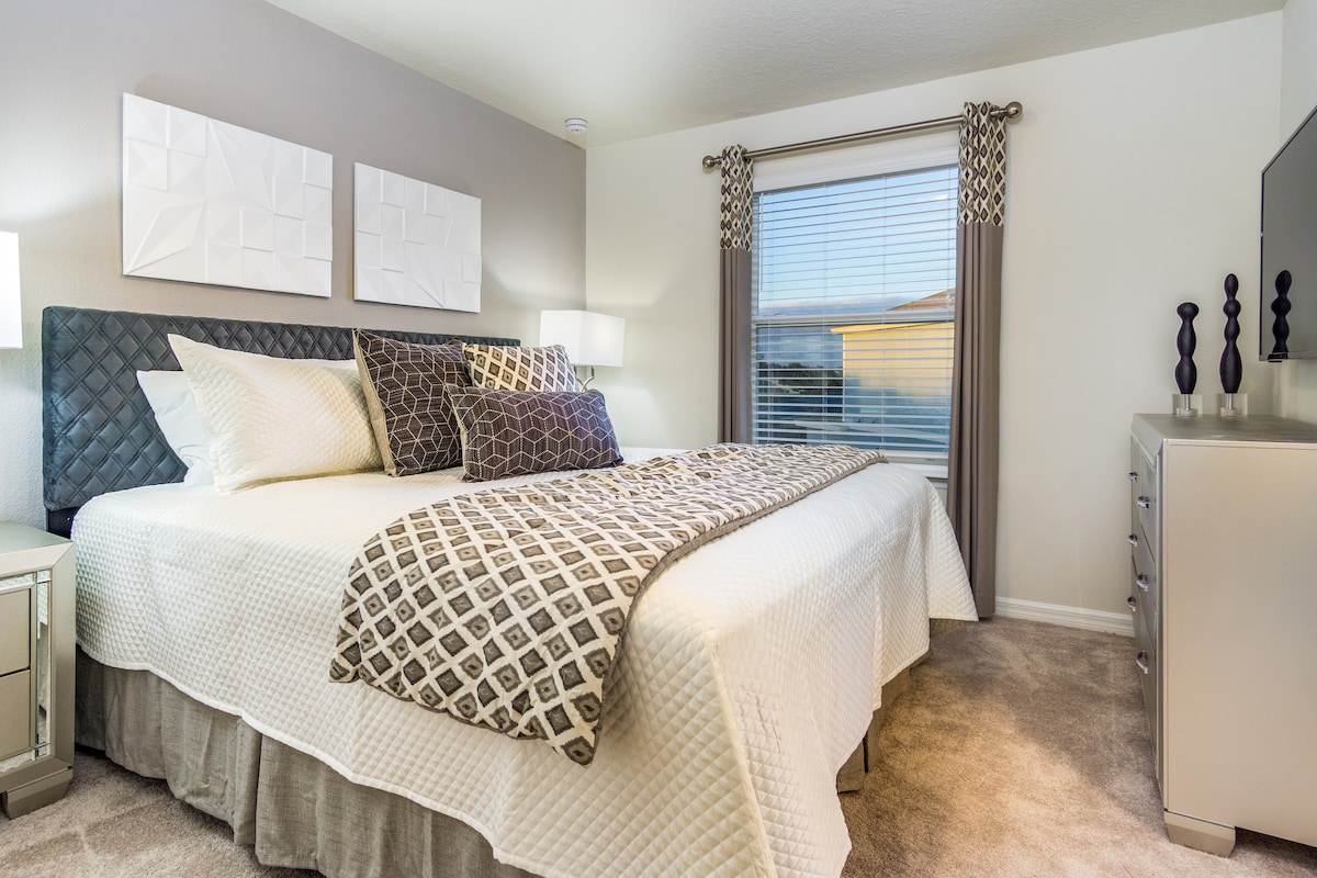 Suite de dormitorio tamaño king 5