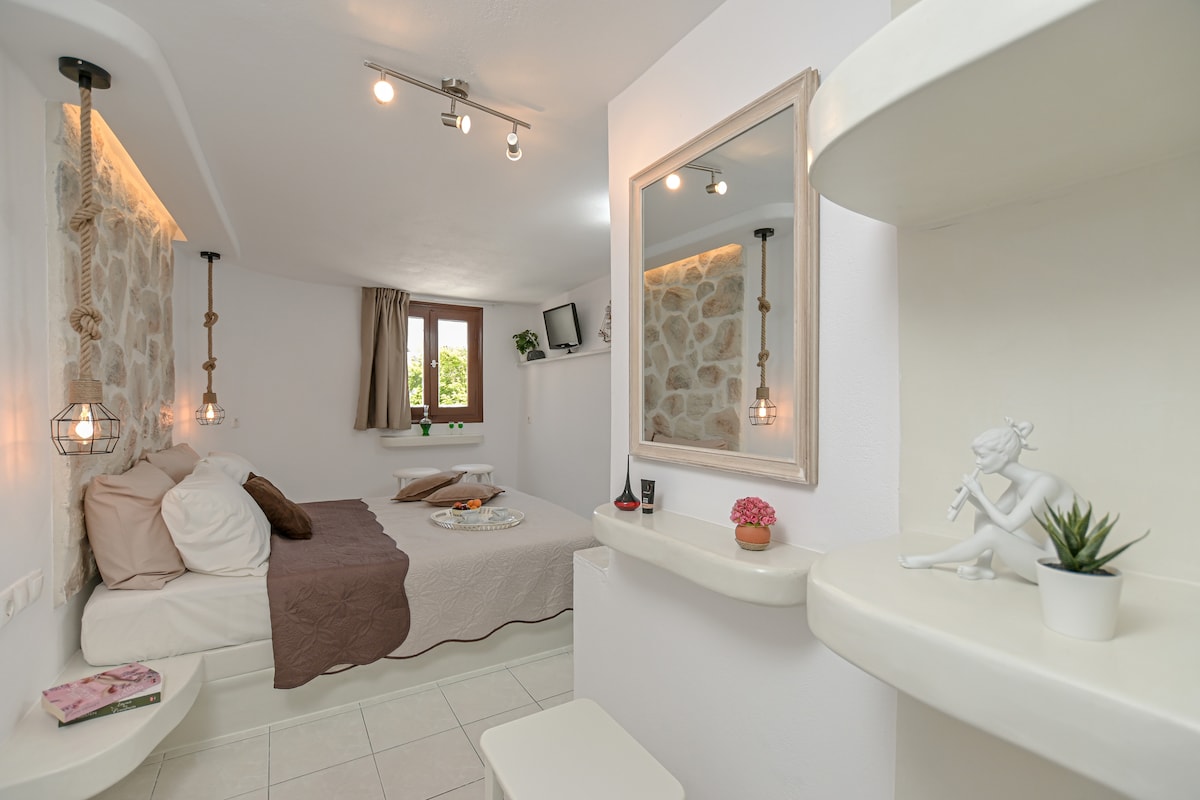 Geolenas Home - Naxian Old Agora - Cycladic houses (Greece) for