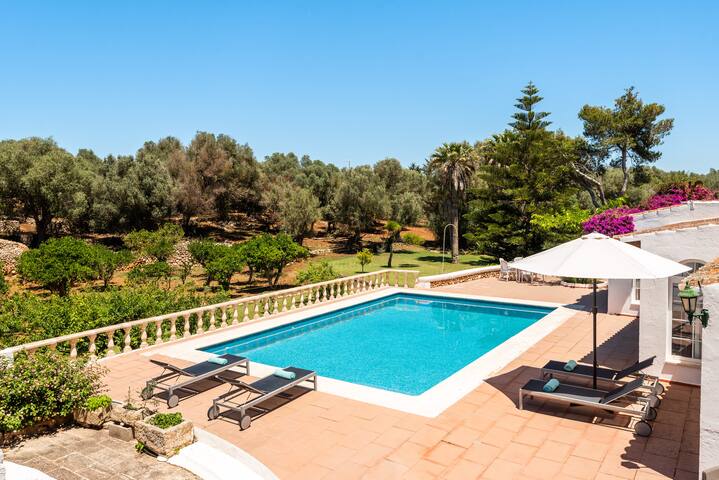 Torre-Villa Ciutadella piscina privada gallery image 2